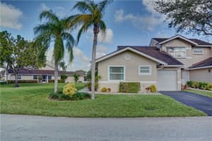 1276 W Lakes Dr, Deerfield Beach, FL 33442, Sold 02/22/18