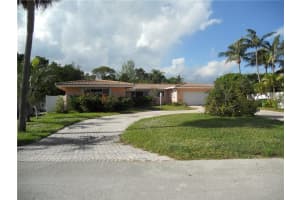 2425 NE 22nd Terrace, Fort Lauderdale, FL 33305, Sold 05/15/18