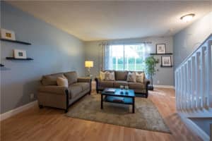 1061 Sorrento Dr, Weston, FL 33326, Sold 03/14/18