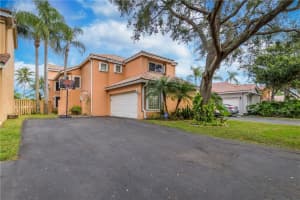 10067 NW 5th St, Plantation, FL 33324, Sold 03/14/18