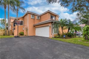 10067 NW 5th St, Plantation, FL 33324, Sold 03/14/18