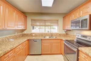 6346 NW 39th St, Coral Springs, FL 33067, Sold 03/05/18