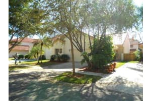 9520 NW 18th Dr, Plantation, FL 33322, Sold 03/23/18