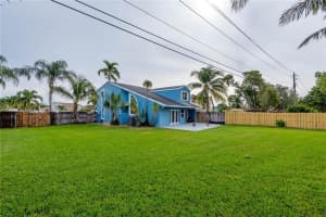 5851 SW 99th Ln, Cooper City, FL 33328, Sold 02/16/18