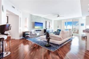 411 N New River Dr E, Fort Lauderdale, FL 33301, Sold 04/20/18