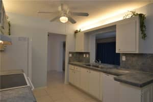 7005 NW 94th Ave, Tamarac, FL 33321, Sold 04/24/18