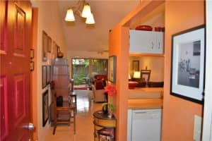 2780 S Oakland Forest Dr, Oakland Park, FL 33309, Sold 03/23/18