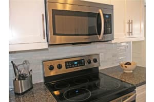 1910 N Surf Rd, Hollywood, FL 33019, Sold 10/26/18