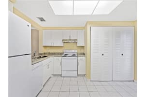 8800 NW 47th St, Sunrise, FL 33351, Sold 05/15/18