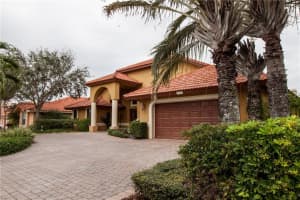 8225 NW 40th Ct, Coral Springs, FL 33065, Sold 04/10/18