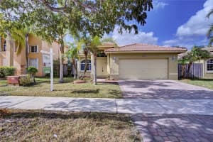 184 SW 206th Ave, Pembroke Pines, FL 33029, Sold 03/30/18
