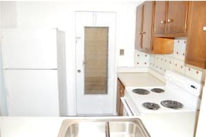 500 SE 2nd Ave d1, Deerfield Beach, FL 33441, Sold 04/10/18