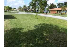 8900 NW 70th Pl, Tamarac, FL 33321, Sold 03/26/18