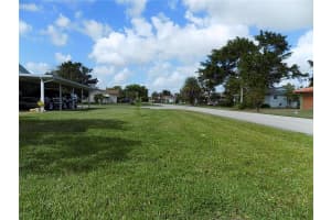 8900 NW 70th Pl, Tamarac, FL 33321, Sold 03/26/18