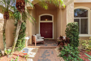 359 NW 119th Dr, Coral Springs, FL 33071, Sold 04/04/18