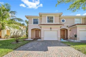 1002 Seminole Palms Dr, Lake Worth, FL 33463, Sold 05/14/18