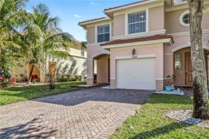 1002 Seminole Palms Dr, Lake Worth, FL 33463, Sold 05/14/18