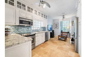 1220 Hayes St, Hollywood, FL 33019, Sold 04/18/18