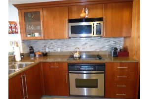 401 SW 4th Ave, Fort Lauderdale, FL 33315, Sold 05/29/18