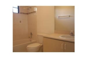 2801 Riverside Dr, Coral Springs, FL 33065, Sold 05/17/18
