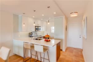 390 N Federal Hwy, Deerfield Beach, FL 33441, Sold 09/06/18
