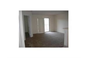 450 Palm Cir W, Pembroke Pines, FL 33025, Sold 03/19/18