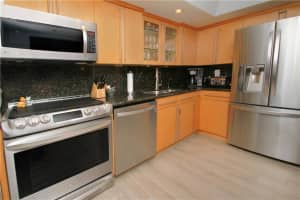 740 S Federal Hwy, Pompano Beach, FL 33062, Sold 04/10/18