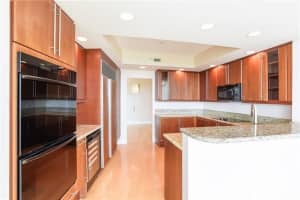 411 N New River Dr E, Fort Lauderdale, FL 33301, Sold 07/02/19