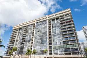 2017 S Ocean Dr, Hallandale Beach, FL 33009, Sold 05/04/18