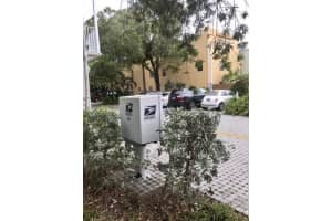 2685 NE 9th Ave, Wilton Manors, FL 33334, Sold 04/12/18