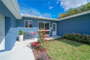 2117 NE 29th St, Fort Lauderdale, FL 33306, Sold 07/11/18