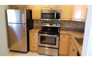 2705 S Oakland Forest Dr, Oakland Park, FL 33309, Sold 04/30/18