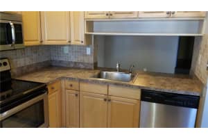 2705 S Oakland Forest Dr, Oakland Park, FL 33309, Sold 04/30/18