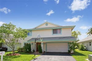 12118 NW 35th St, Sunrise, FL 33323, Sold 04/27/18