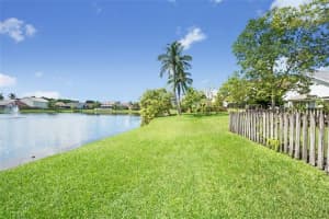 12118 NW 35th St, Sunrise, FL 33323, Sold 04/27/18