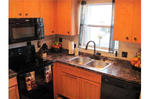 801 W Oakland Park Blvd, Wilton Manors, FL 33311, Sold 10/04/18