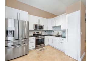 5891 E Grand Duke Cir, Tamarac, FL 33321, Sold 04/19/18