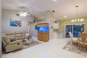 9412 NW 8th Cir, Plantation, FL 33324, Sold 05/31/18