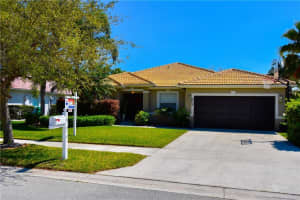 10904 NW 56th Ct, Coral Springs, FL 33076, Sold 04/09/18