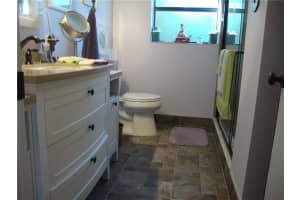 1950 W Oak Knoll Cir, Davie, FL 33324, Sold 05/14/18