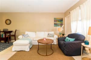 5203 NE 24th Terrace APT B312, Fort Lauderdale, FL 33308, Sold 05/17/18