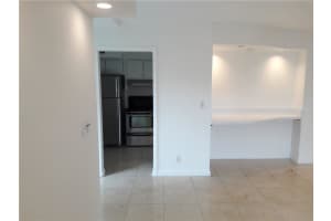 2721 S Oakland Forest Dr, Oakland Park, FL 33309, Sold 01/22/19