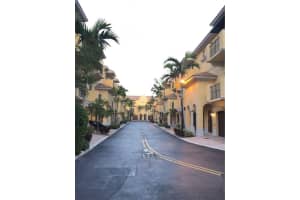 2504 SW 14th Ave, Fort Lauderdale, FL 33315, Sold 04/30/18