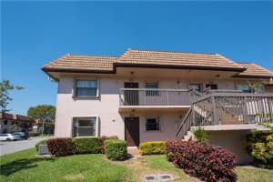10641 NW 10th St, Pembroke Pines, FL 33026, Sold 04/26/18