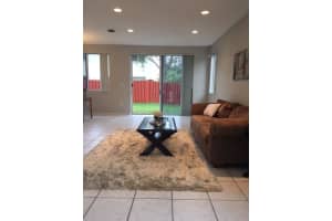 9953 NW 18th St, Pembroke Pines, FL 33024, Sold 05/18/18