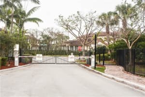 6053 NW 118th Dr, Tamarac, FL 33321, Sold 04/27/18