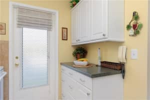 400 SE 10th St, Deerfield Beach, FL 33441, Sold 05/29/18