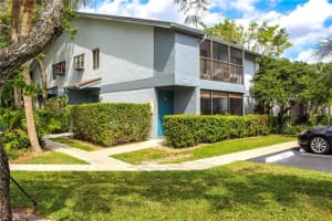 2713 S Oakland Forest Dr, Oakland Park, FL 33309, Sold 06/22/18