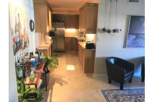 669 W Oakland Park Blvd #101b, Wilton Manors, FL 33311, Sold 05/21/18