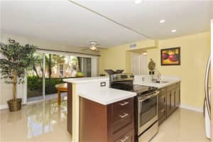 5276 NE 6th Ave F19, Oakland Park, FL 33334, Sold 05/22/18